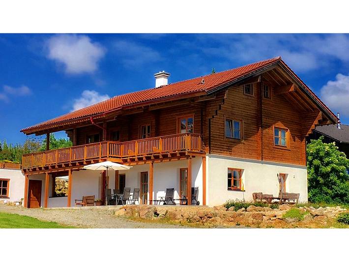 Apartamento inteiro, Chalet am Bach - Chalet mit 2 Schlafzimmern in Bad Birnbach, Bayerische Golf und Thermenland