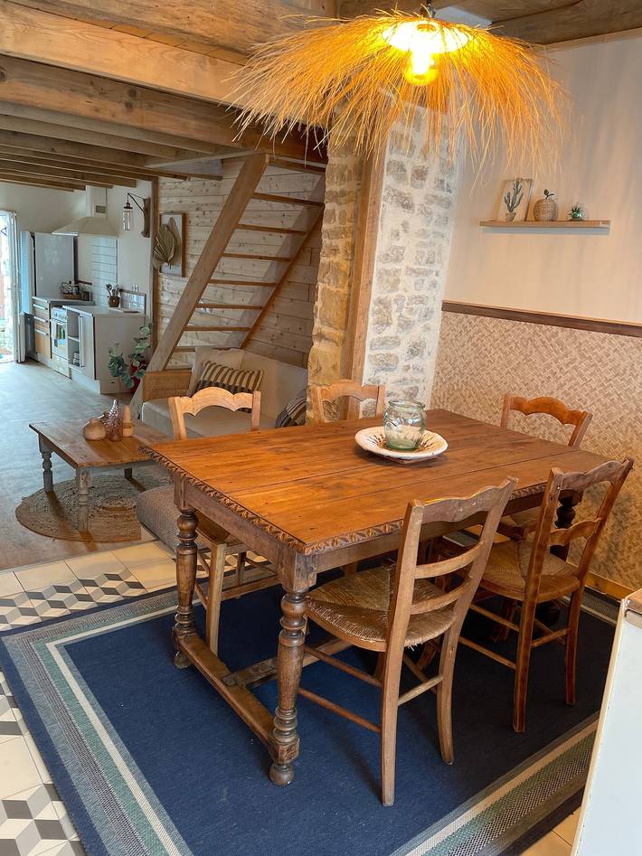 Vacation Home "Gîte La Muscardine Avec Spa" with Private Terrace & Wi-Fi in Nuaillé-d'Aunis, La Rochelle region