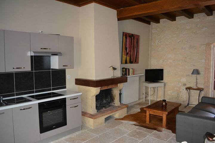 Gîte pour 2 personnes, avec piscine à Roquecor - 2