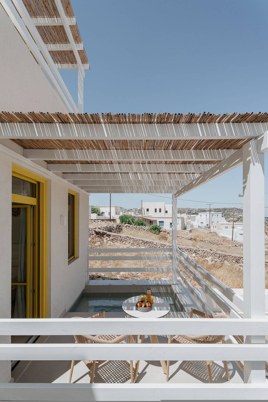 Apartamento entero, Deluxe Suite with Private Pool and side-Seaview in Milo