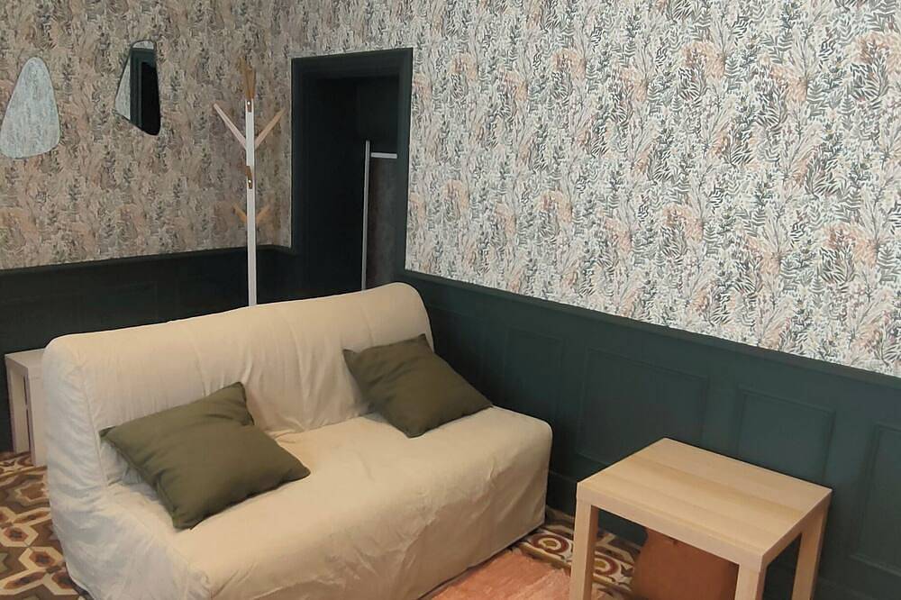 Apartamento entero, Studio renovated Luberon village house /Provence in Villelaure, Parque natural regional del Luberon