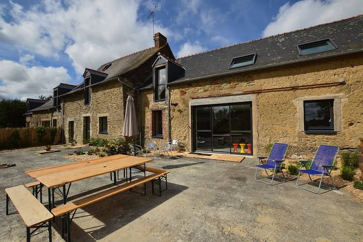 Gîte pour 8 personnes, avec Jardin et Piscine à Servon-sur-Vilaine