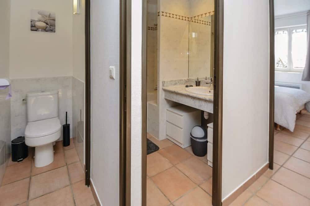 Ganze Wohnung, Apartment mit 2 Schlafzimmern und Pool - Au Soleil de Gordes in Village de Gordes, Gordes