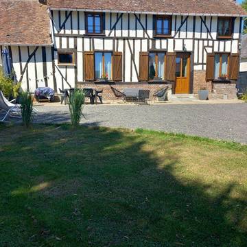 Gîte pour 5 personnes, avec jardin et vue, animaux acceptés à Blicourt