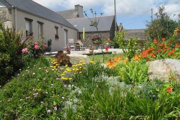 Gîte pour 8 personnes, avec terrasse et jardin à Ploumoguer