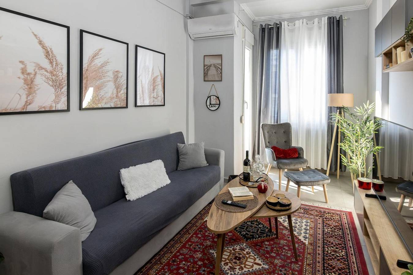 Ganze Wohnung, Ferienwohnung 'George House' mit Balkon, WLAN und Klimaanlage in Thessaloniki und Umgebung