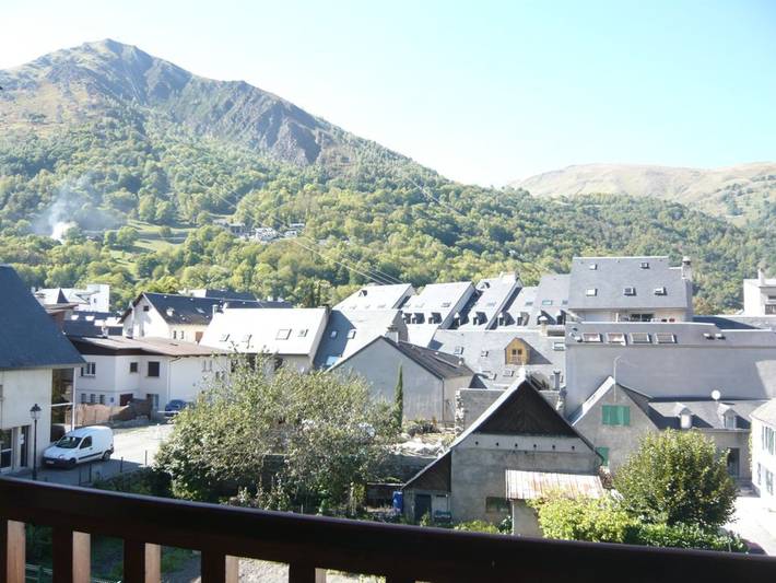 Gîte pour 4 personnes, avec terrasse dans Office De Tourisme De Saint Laurent Soulan
