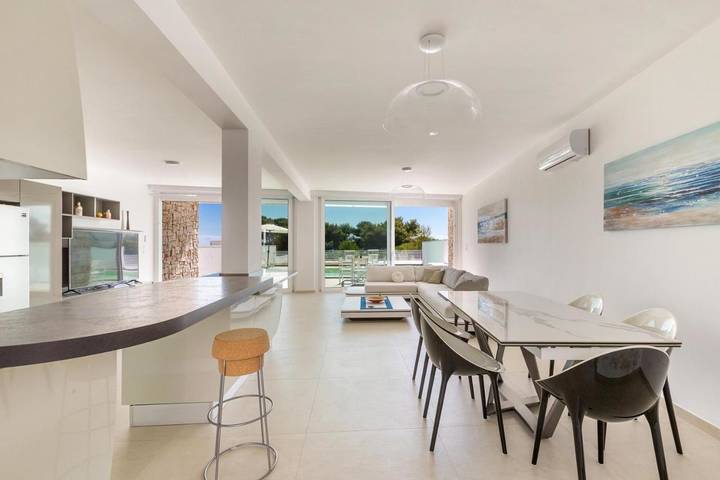 Villa pour 8 personnes, avec piscine ainsi que balcon et vue dans Santa Maria di Leuca - 4