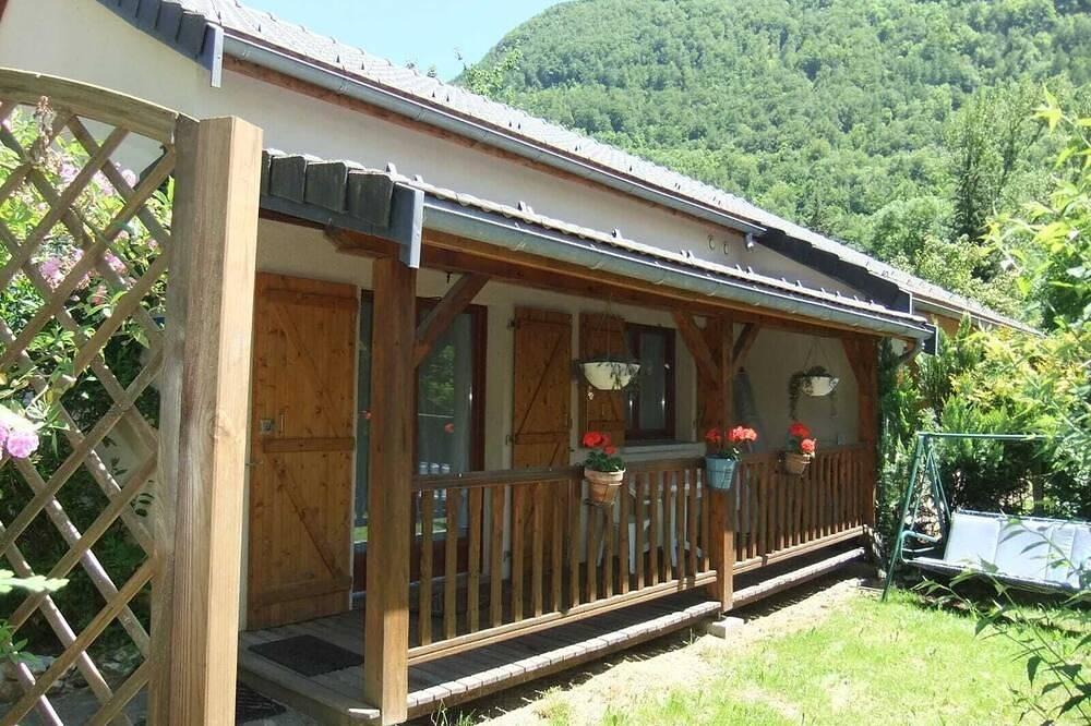 Gîte Soulcem | 4 people in Vicdessos | France Saintjeandumontcalm.fr in Val-de-Sos, Parc naturel régional des Pyrénées ariégeoises