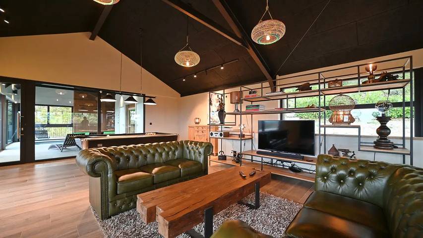 Location de vacances pour 9 personnes, avec piscine ainsi que sauna et jardin dans Septon - 3