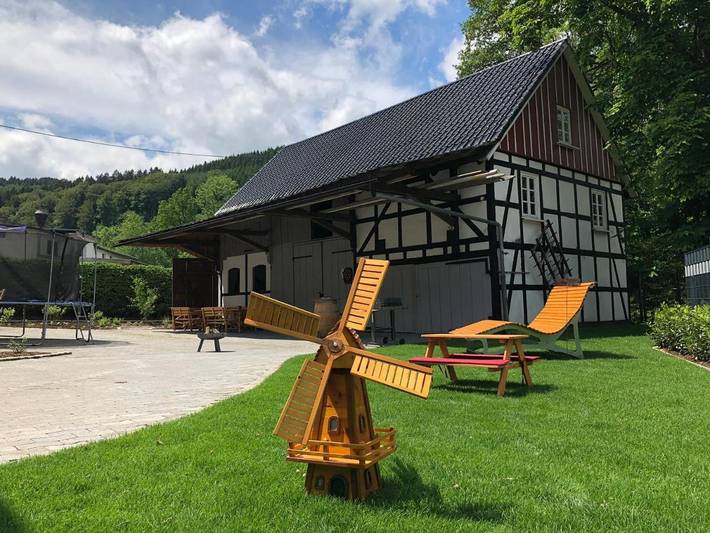 Ferienhaus für 19 Personen, mit Terrasse und Garten sowie Sauna und Ausblick