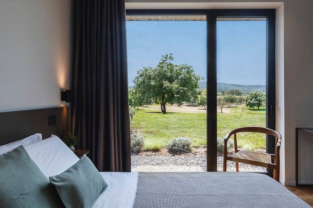 Cottage with private pool immersed in the nature. in Melilli, Syrakus Provinz