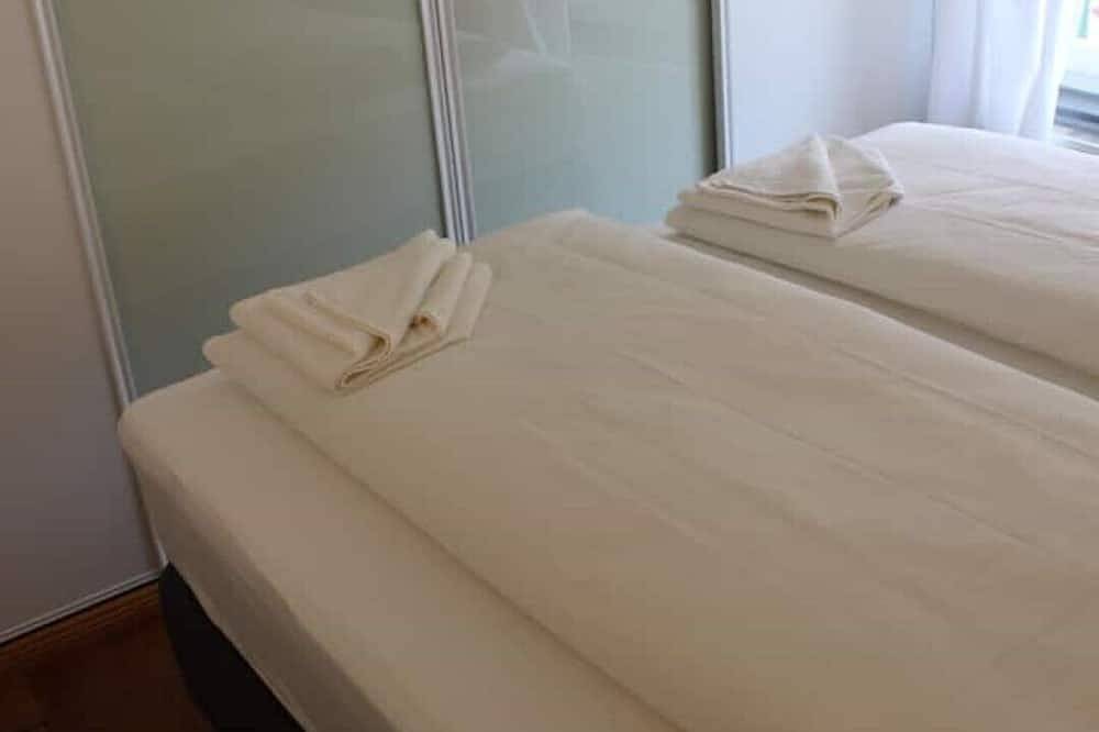 Ganze Wohnung, Summery half-timbered house with 120 square meters - in the heart of Nideggen in Nideggen, Rureifel (Nordrhein-westfalen)