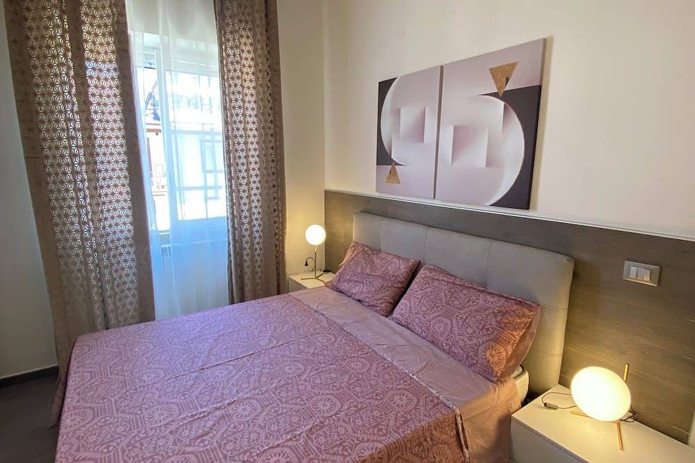 Entire apartment, Refined and new apartment 200mt from the Sea in Terracina, Agro Pontino