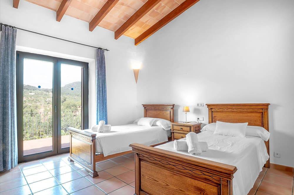 - New Listing - Finca Felanitx/ S'Horta. 38.000qm Privacy, only 10Min from beach in Cala d'Or, Santanyí