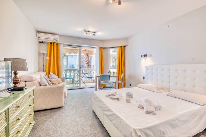 Gîte pour 2 personnes, avec vue sur l’océan et terrasse à Menton - 3