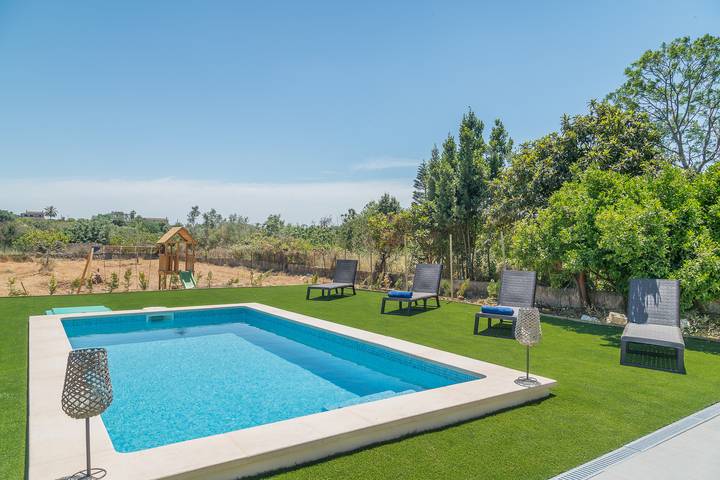 Ferienhaus für 8 Personen mit Terrasse in Llubí, Mallorca Inselmitte