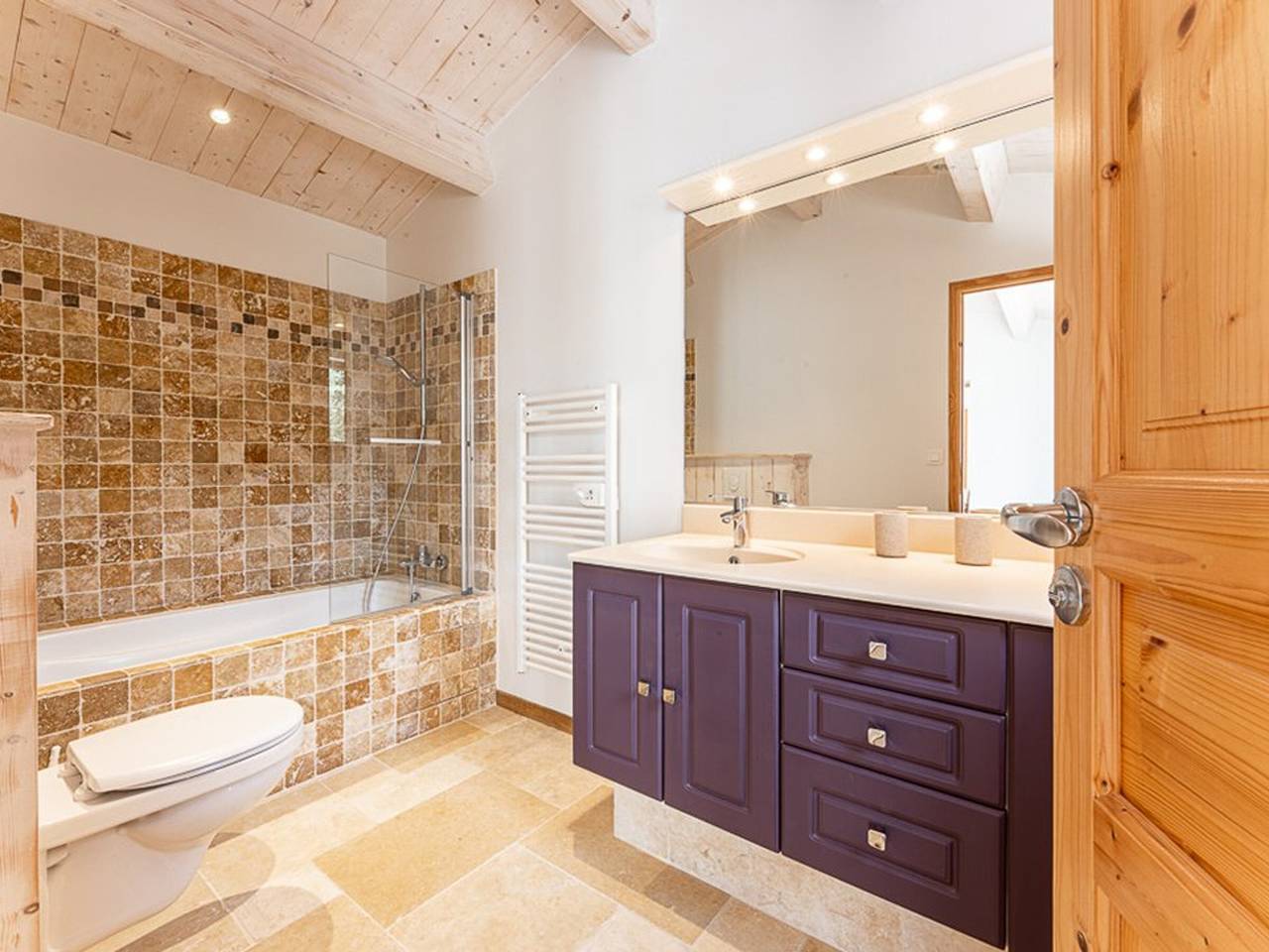 110m² House with Terrace, Patio, and Parking for 6 People in Le Bois-Plage-en-Ré, Ile de Re