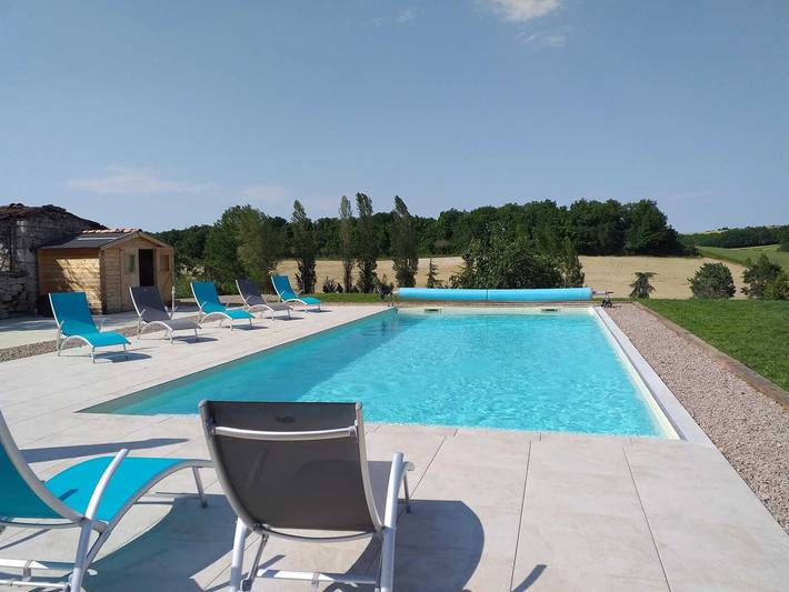 Gîte pour 8 personnes, avec terrasse ainsi que piscine et jardin dans le Tarn - 2
