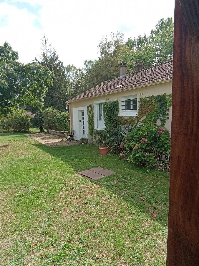 Location de vacances pour 4 personnes, avec jardin et vue à Narcy - 3