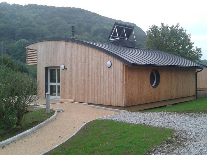 Chalet pour 6 personnes, avec bassin pour enfant dans le Cantal - 2