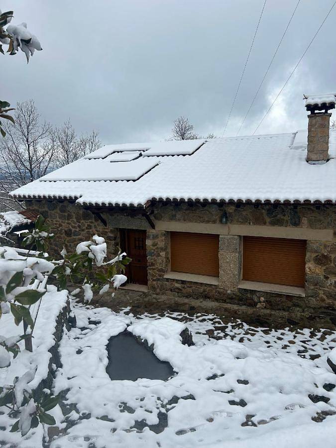 Casa rural con piscina para 8 personas, con piscina además de vistas y jardín en Barco de Ávila-Piedrahita - 3
