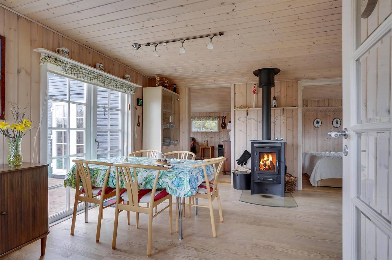 Pet friendly home in Hals with Wifi in Hou, Aalborg Kommune