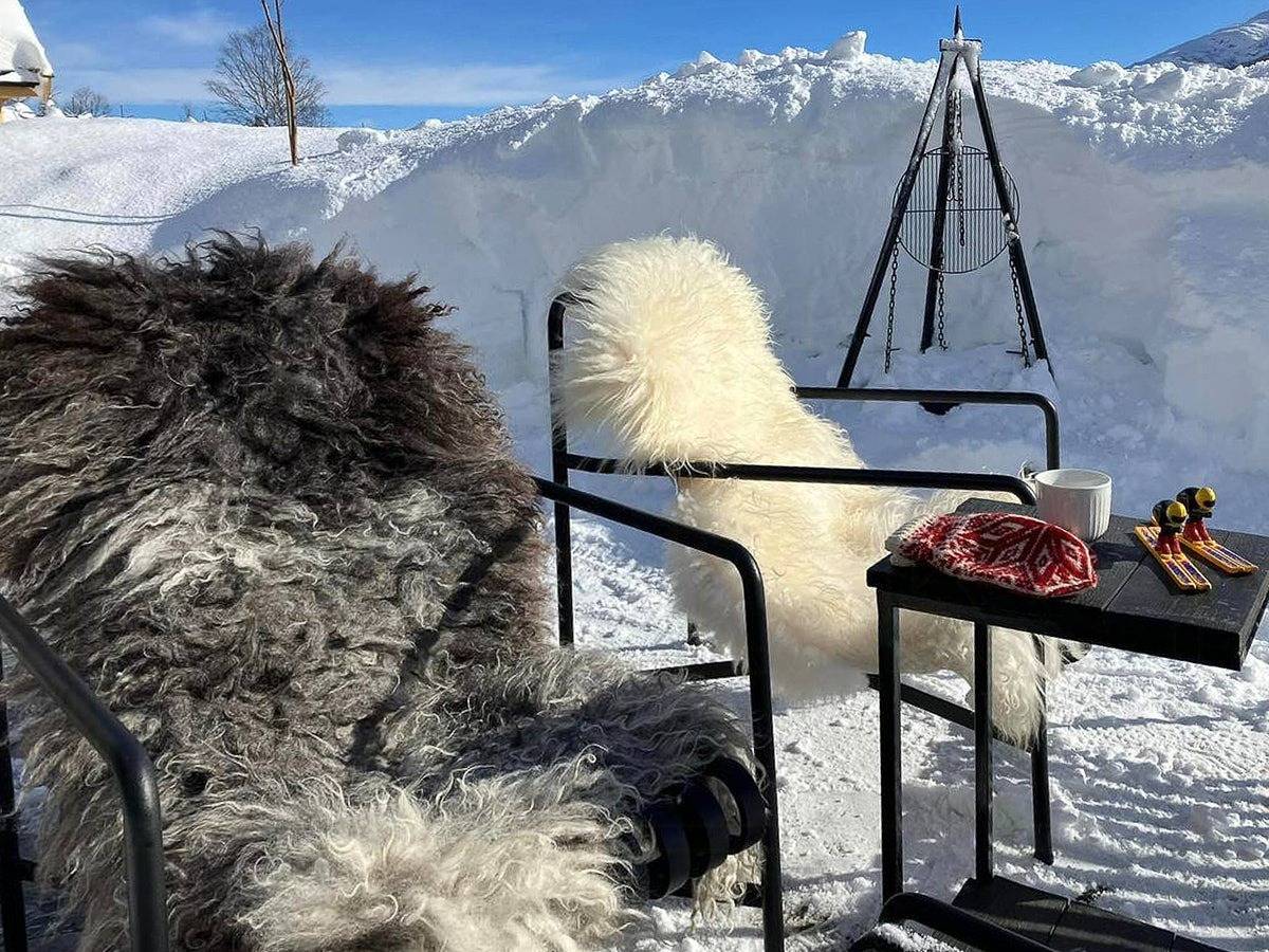 Charmantes Ferienhaus in wunderschöner Berglandschaft in Sunnmørsalpane, Sykkylven