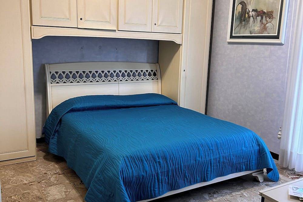 Appartamento intero, Appartamento 8 posti letto con cucina e 2 bagni amirandola in Mirandola, Provincia di Modena