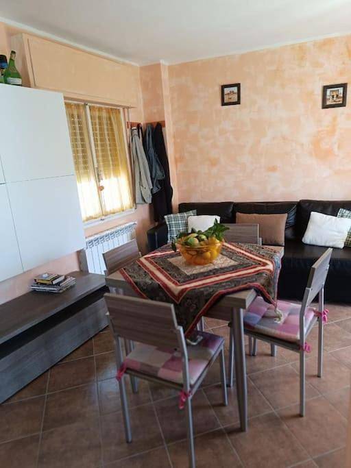 Ferienhaus für 8 Personen, mit Balkon und Terrasse sowie Garten und Ausblick in Pietrabruna - 2