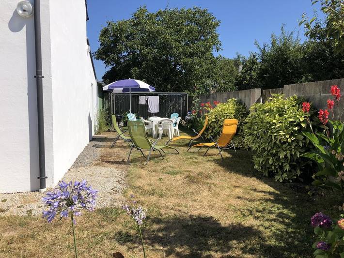 Gîte pour 6 personnes, avec jardin et terrasse à Ploemel - 4