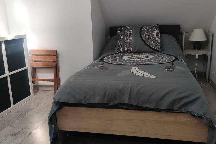 Location de vacances pour 4 personnes, avec jardin à Chargé - 3
