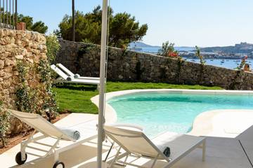 Villa in Cap Martinet, Santa Eulària des Riu für 8 