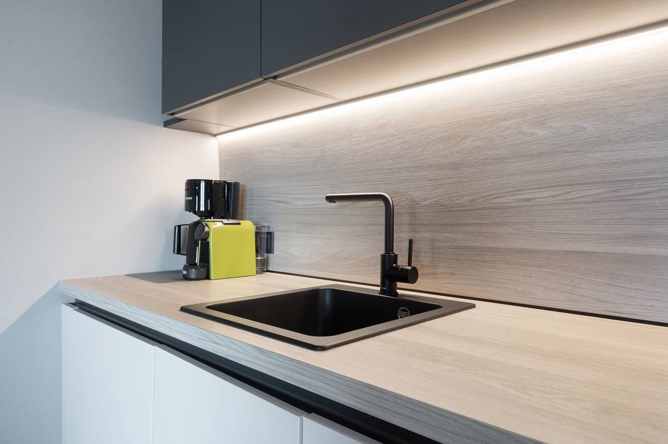 Ganze Wohnung, Ferienwohnung 'Katharina' mit Bergblick, Gemeinschaftspool und Wi-Fi in Marling, Ortleralpen