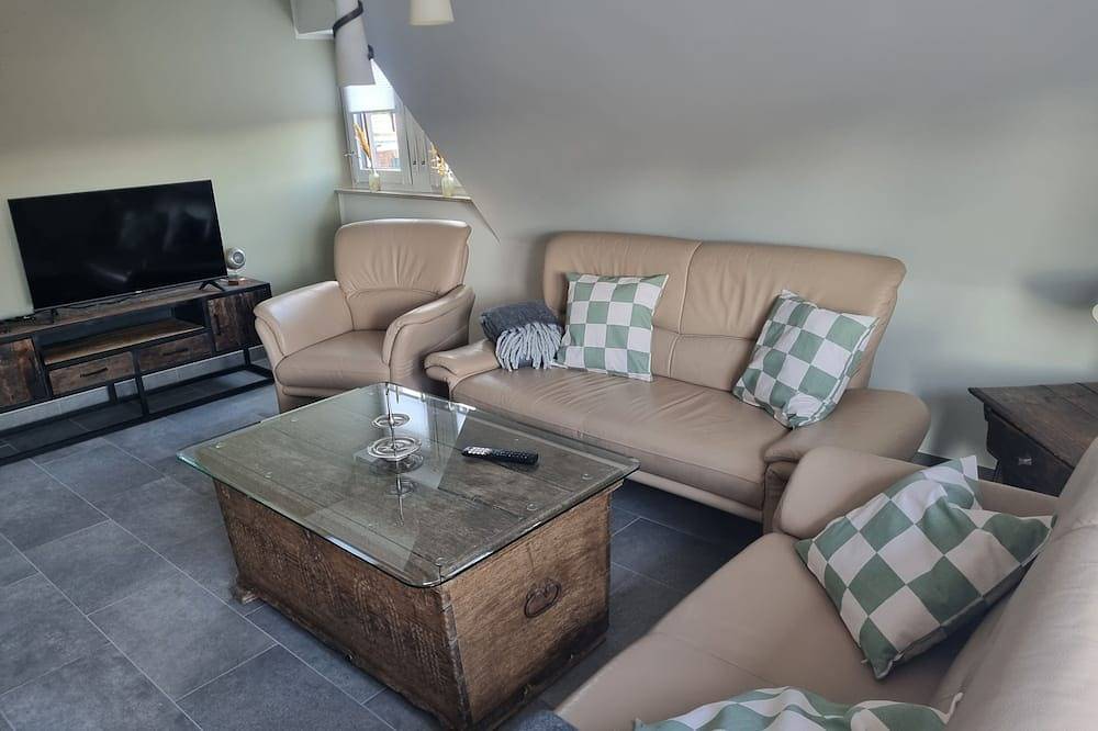Ganze Wohnung, Ruhige, gemütliche Ferienwohnung 62 m2  im Og für 2 Personen in Schüttorf, Landkreis Grafschaft Bentheim
