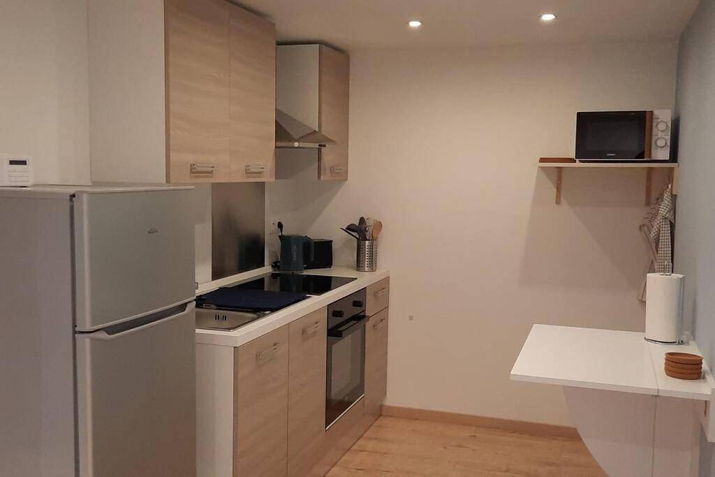 Appartement entier, One-Bedroom Apartment in Saint-Hubert, Région de Neufchâteau