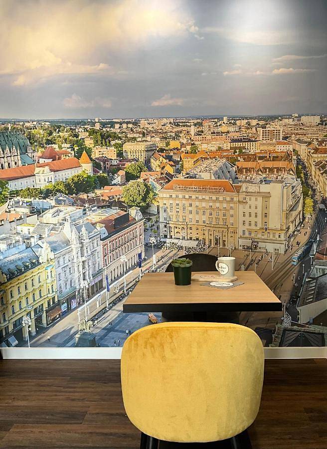 Chambre d’hôte pour 2 personnes, avec vue et balcon à Zagreb