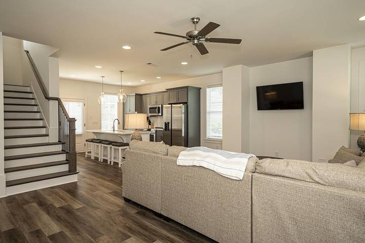 Vacation rental for 12 people, with balcony and yard, with pets in Auburn (AL)