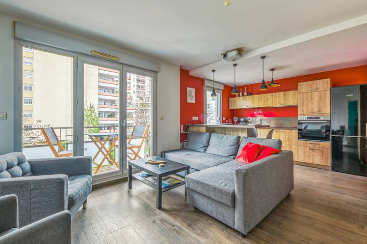 Gîte pour 3 personnes, avec balcon, animaux acceptés à Villeurbanne - 2