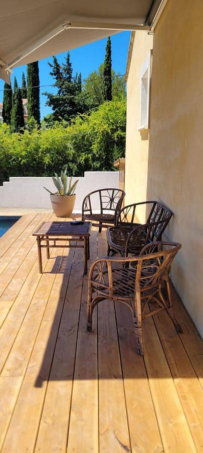 Location de vacances pour 6 personnes, avec piscine ainsi que vue et jardin, animaux acceptés à Causses-et-Veyran - 3