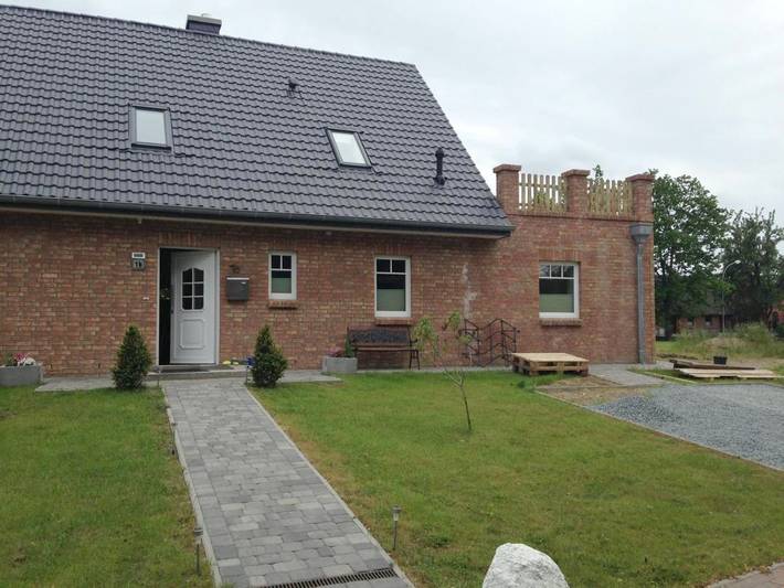Ferienwohnung für 2 Personen, mit Terrasse und Garten sowie Ausblick