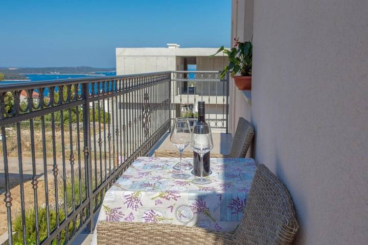 Maison d’hôte pour 2 personnes, avec terrasse dans Hvar - 4