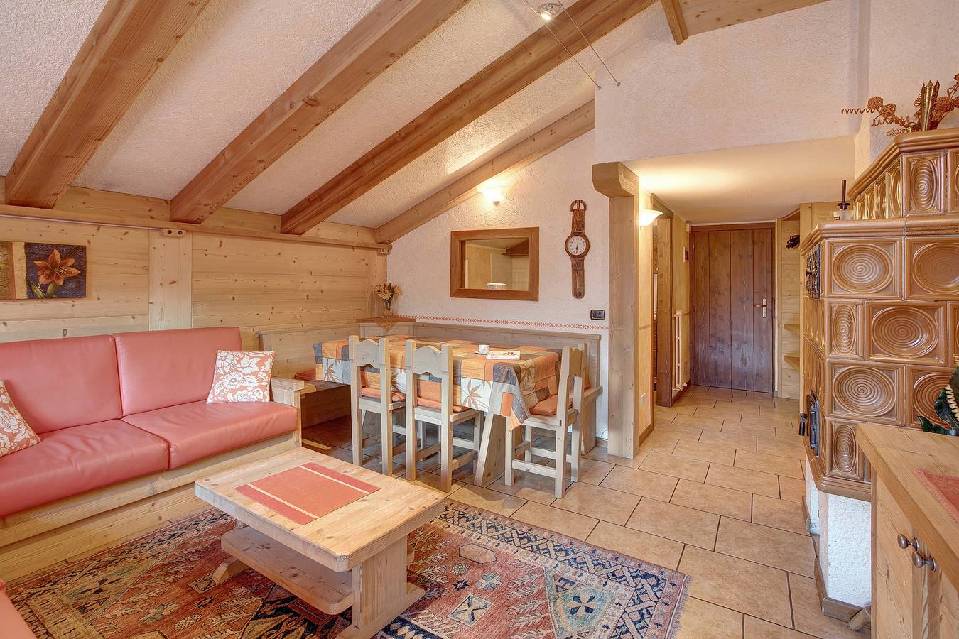 Appartamento intero, Appartamento per vacanze 'Baita Dei Ski Casina' vicino alle piste con balcone e Wi-Fi in Livigno (Borgo), Livigno