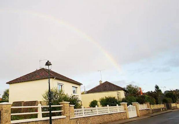 Gîte pour 6 personnes, avec jardin à Cambes-en-Plaine