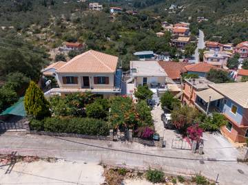 Gîte pour 2 personnes, avec balcon dans Paxos