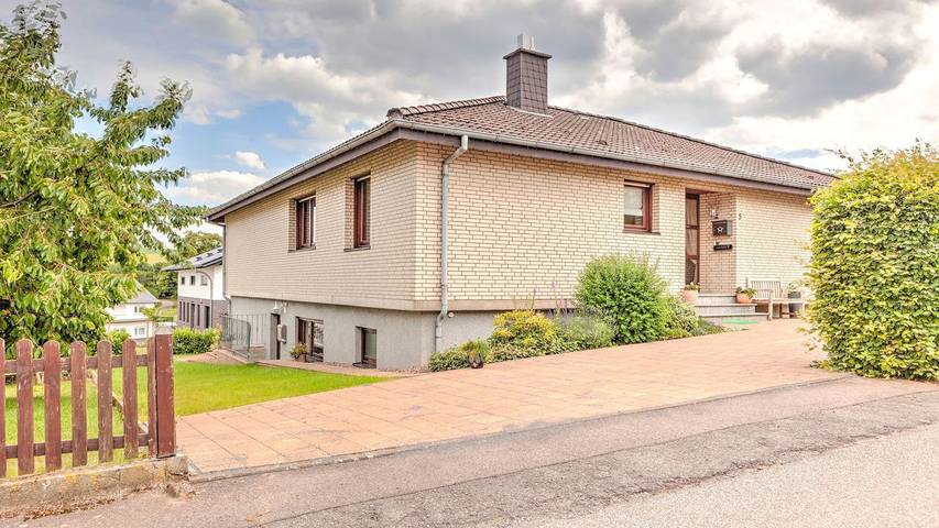 Ferienwohnung für 5 Personen, mit Garten in Bad Driburg - 2