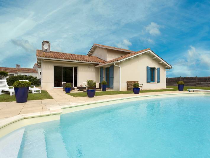 Location de vacances pour 8 personnes, avec jardin ainsi que bassin pour enfant et terrasse à L'Aiguillon-sur-Vie - 3