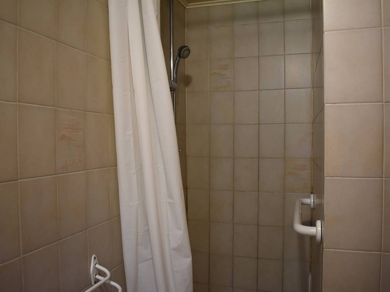 Appartement entier, Appartement confortable 2 pièces - 4 personnes - Jardin à Font-Romeu in Font-Romeu-Odeillo-Via, Parc naturel régional des Pyrénées catalanes