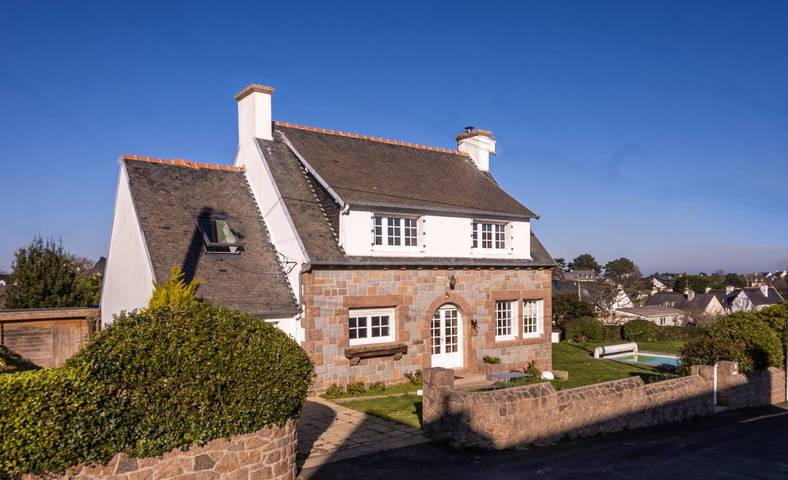 Ferienhaus für 8 Personen, mit Garten und Meerblick, mit Haustier