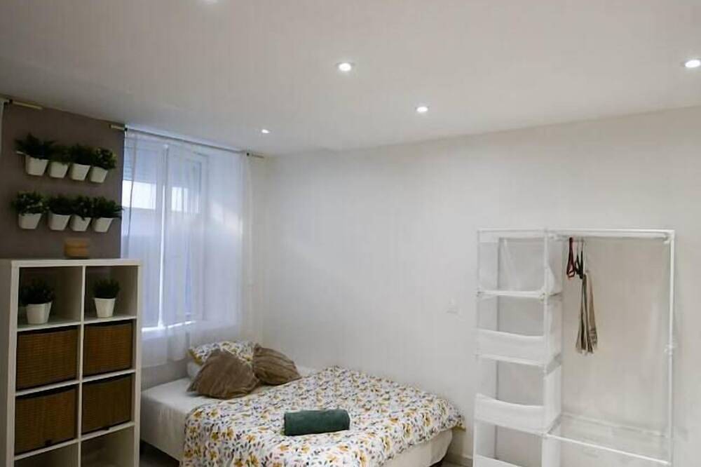 Apartamento entero, Ô numéro 7 - Heart of Château-Chinon in Château-Chinon (Ville), Parque natural de Morvan